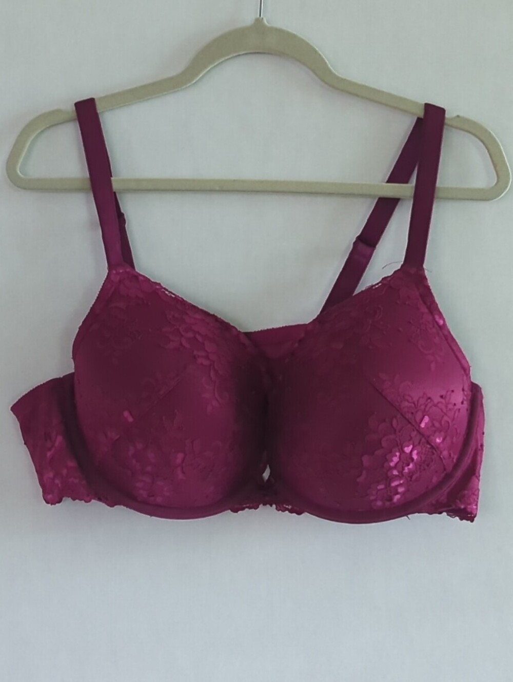 Torrid Berry Purple Padded Lacy Plunge Underwire Bra Size 44D